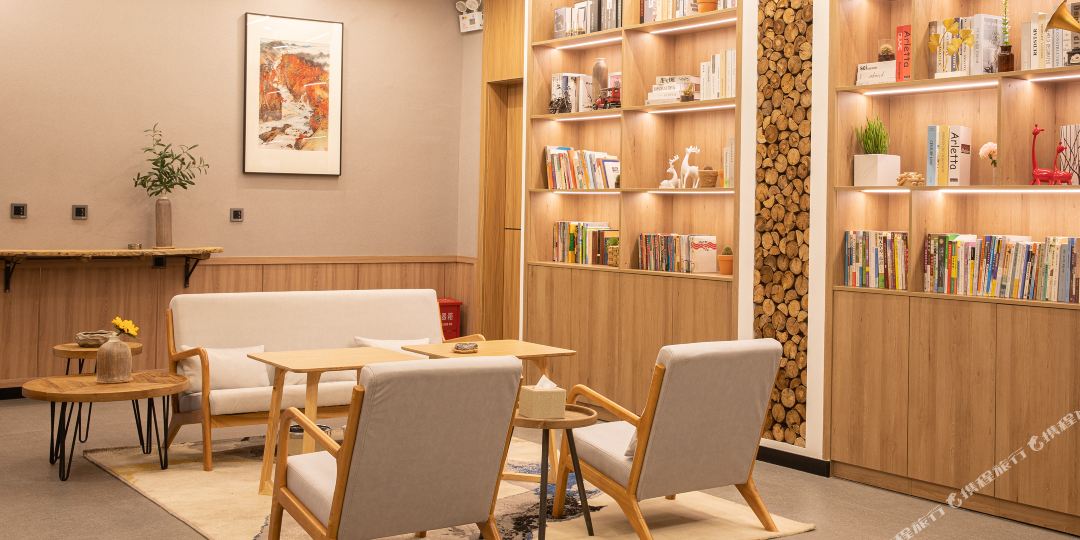 西昌水岸华园酒店(水岸国际华城店)