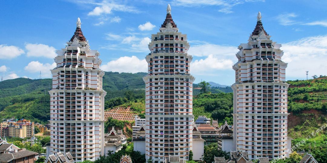 西双版纳澜梦沧江假日酒店(星光夜市店)