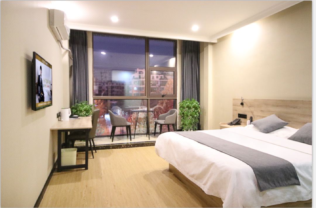 GreenTree Inn ShanDong ZaoZhuang TengZhou FuQian Road LongQuan Square Business Hotel