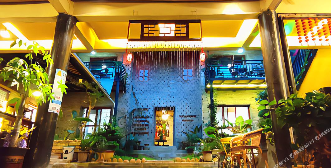 黄姚古镇得云山庄观汇景店