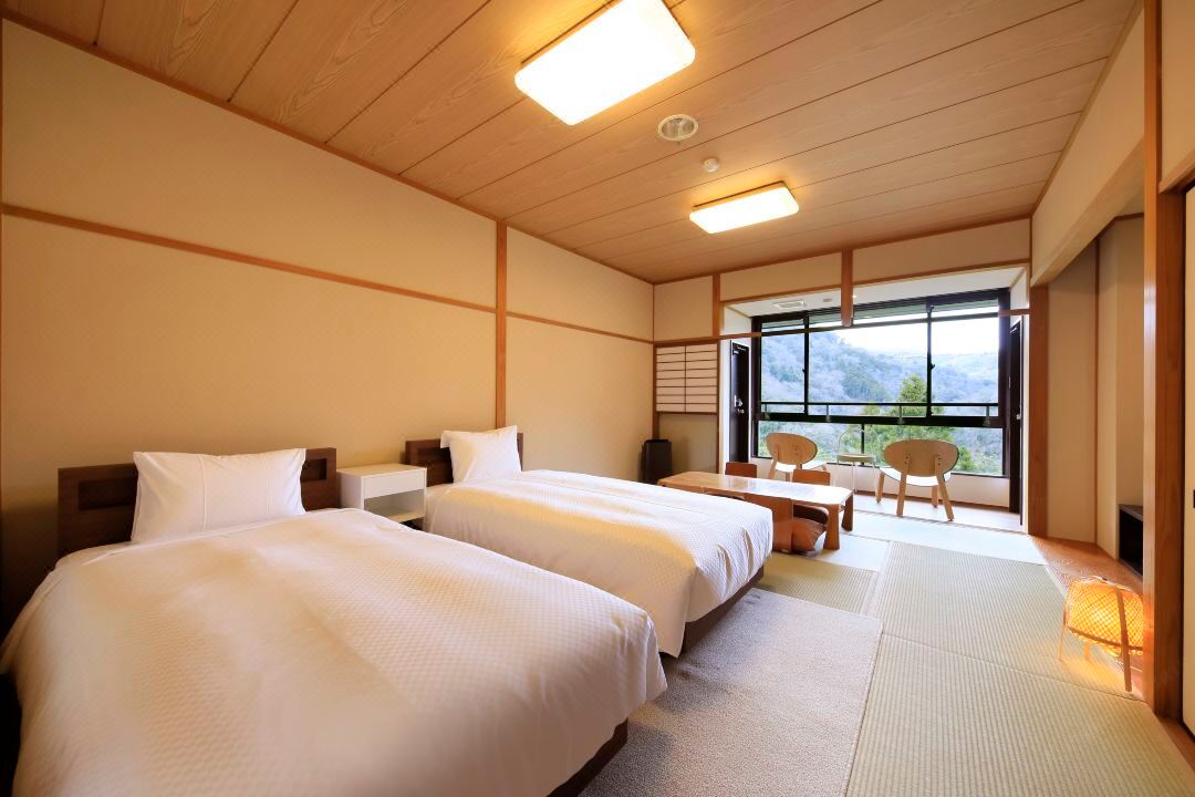 自家源泉かけ流しの宿　箱根翠泉