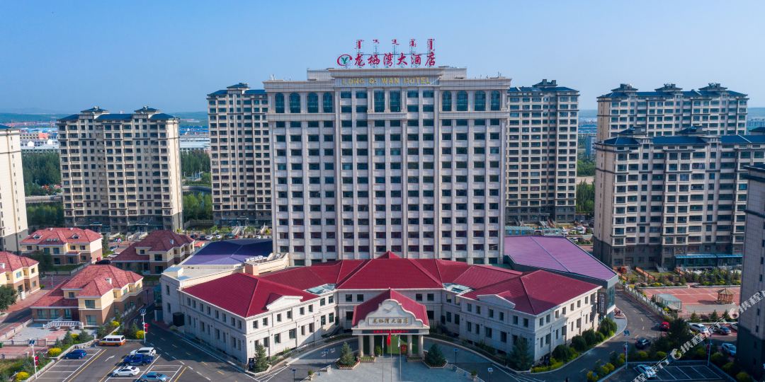 多伦龙旗湾大酒店