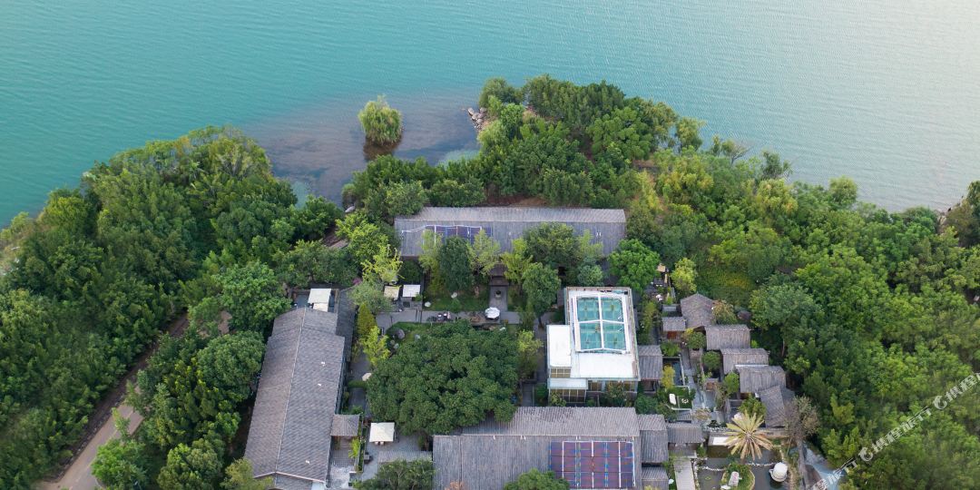 宜昌邛海湾西波鹤影酒店