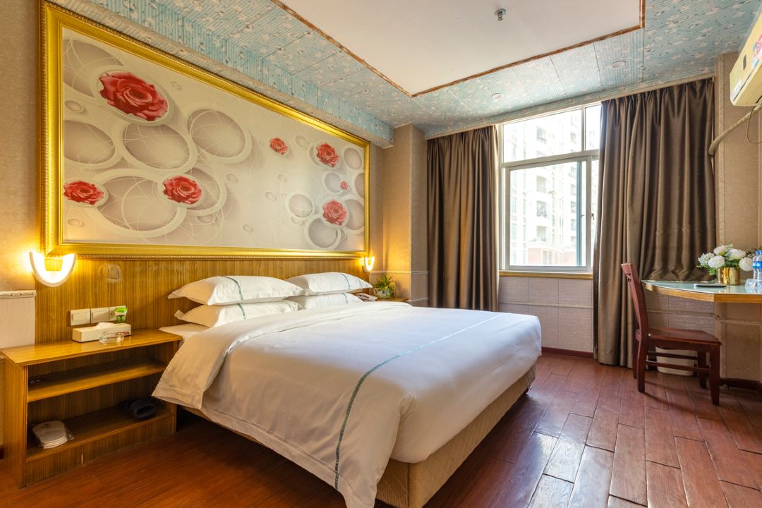 Jiajia Business Hotel (Shenzhen East Railway Station Dafen Station)
