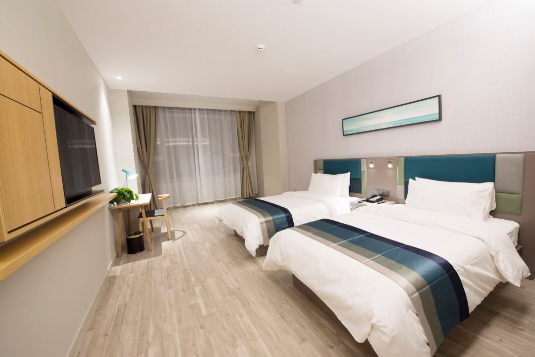 Homeinn Pebble Hotel (Mudanjiang High-Speed Railway Station)