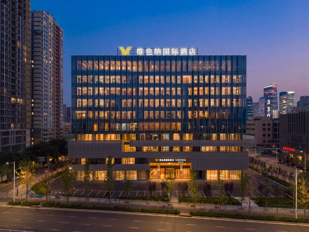 Vienna International Hotel(New Bai Plaza BayliTemple Pedestrian Street)