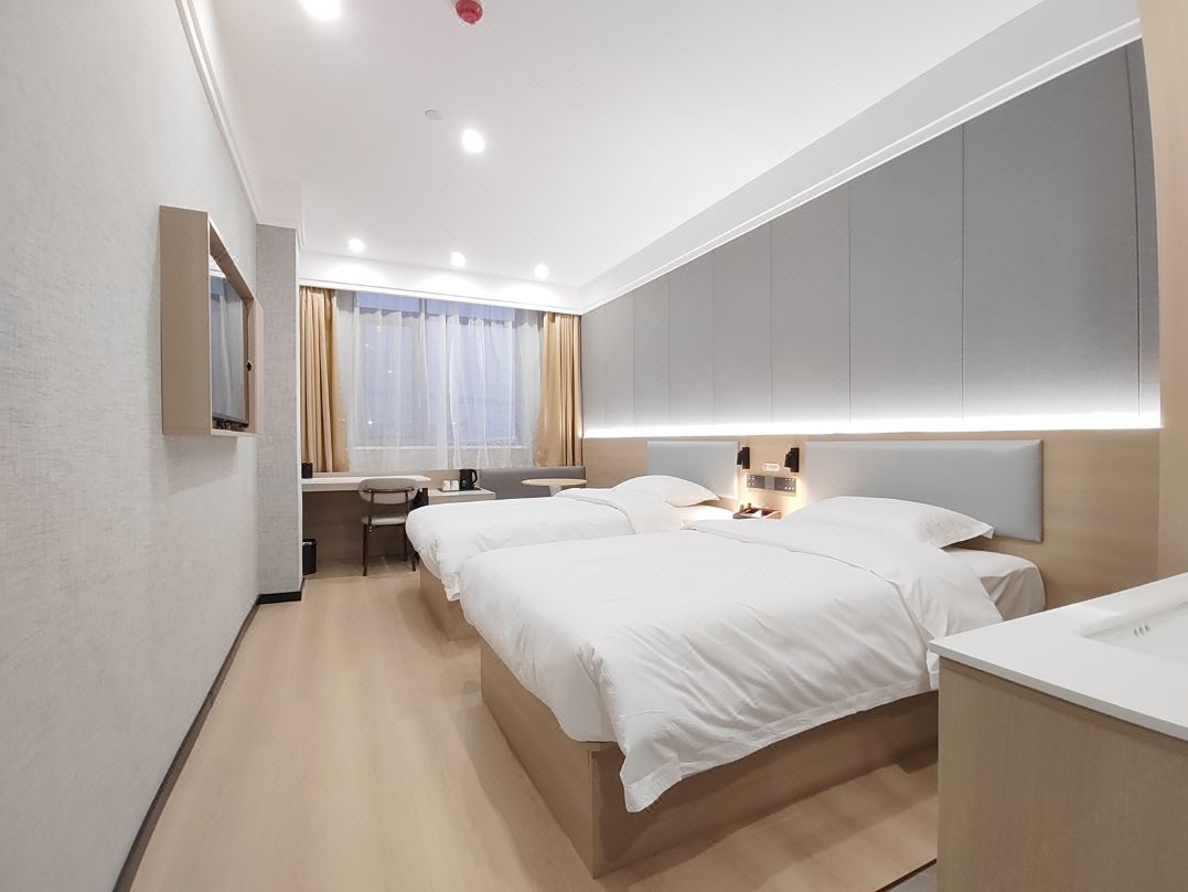 Home UP Huayi Selected Hotel (Bayiji Town Branch, Pizhou, Xuzhou)