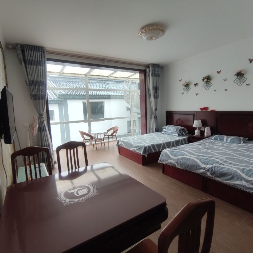 Beijing Lingju Mountain View Homestay (Juling Gorge Lingshan Scenic Area)