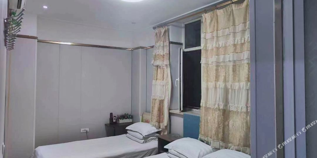 红苹果时尚旅馆(伯都讷大街店)