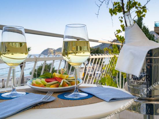 Hotel Rivage Taormina - Tap to explore photos
