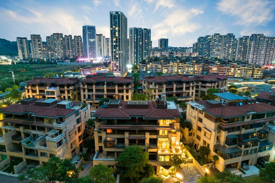 Shexia Xiaozhu Homestay (Zunyi Poly Future City Branch)