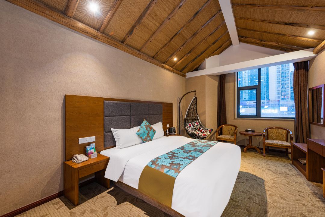 Xingdi Qingshe Hotel (Baiyun Middle Road Subway Station)