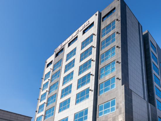 BrownDot Hotel Songdo - Tap to explore photos