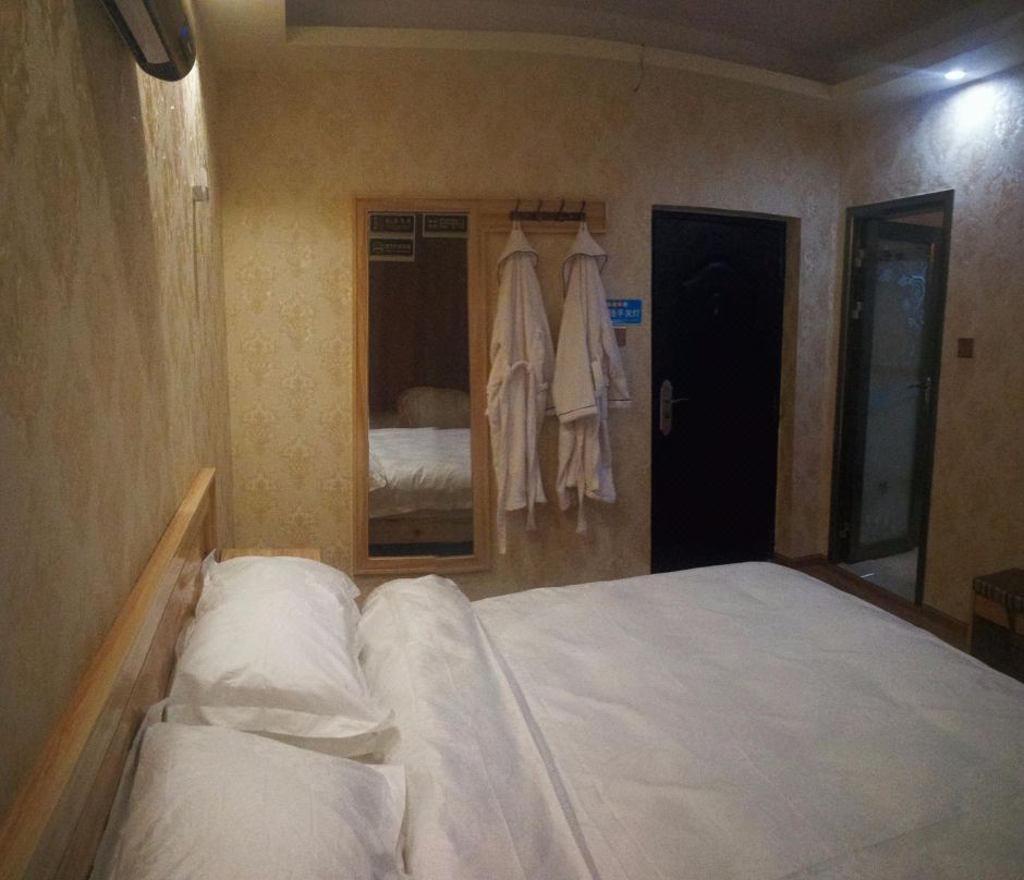 Qamdo Banshichang Hotel