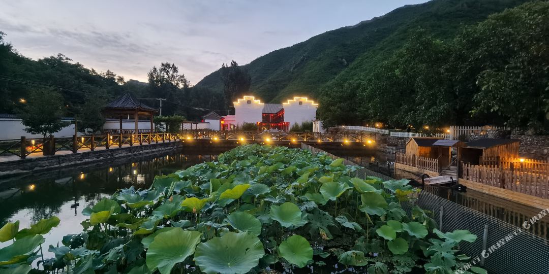 荷塘山庄