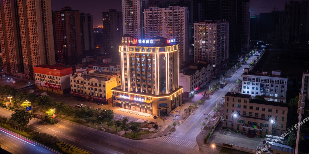 柏曼酒店(防城港海鲜城店)
