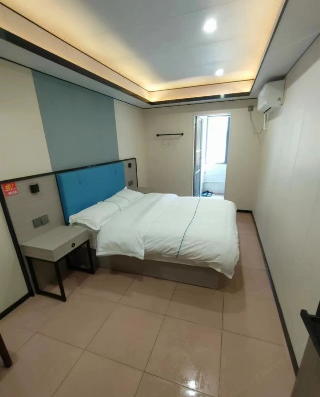 Dongguan Huaxing Trendy Apartment