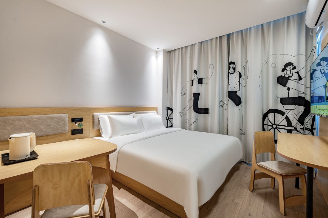 Haiyou Hotel (Beijing Huilongguan Huoying Subway Station)