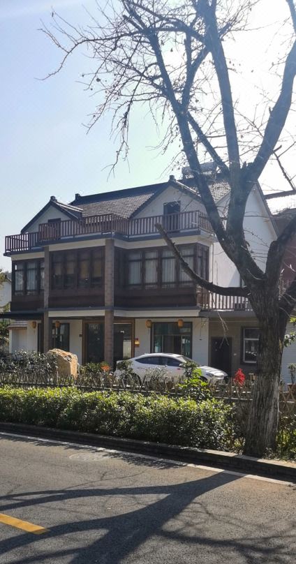 Qiunong Homestay in Changxing Shili Ancient Ginkgo Promenade