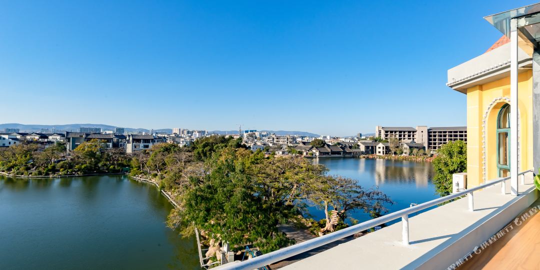 城市民宿(建水古城小桂湖店)