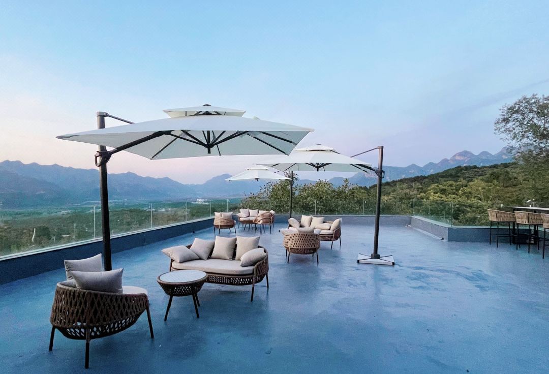 Mountains and B&Bs