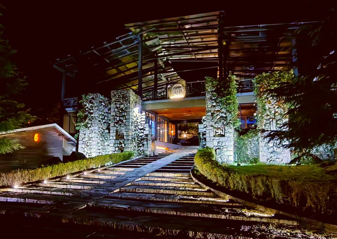 Dabie Mountain Village Resort