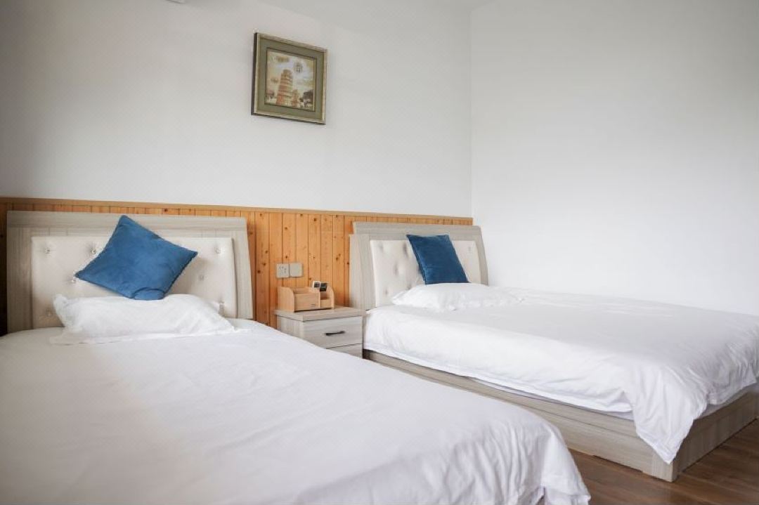 Qingyun Zhuyin Hostel