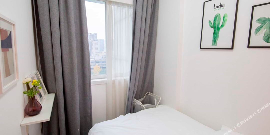 成都花野昼梦公寓