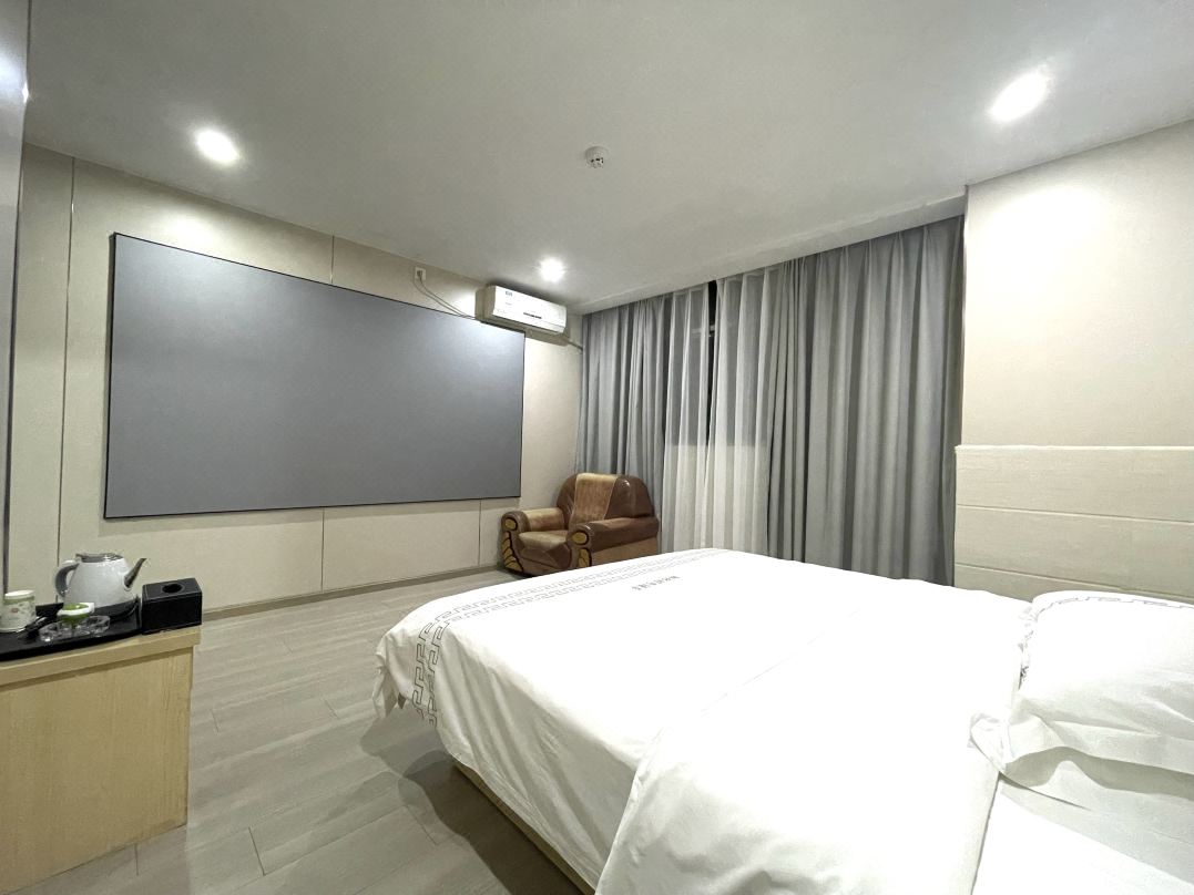 Xianglin Fashion Hotel (Shenzhen Airport Hourui Subway Station)
