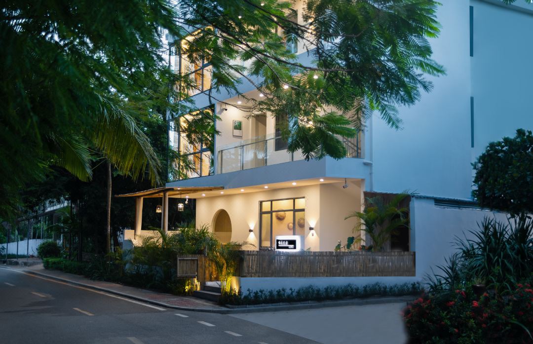 HIWE hotel