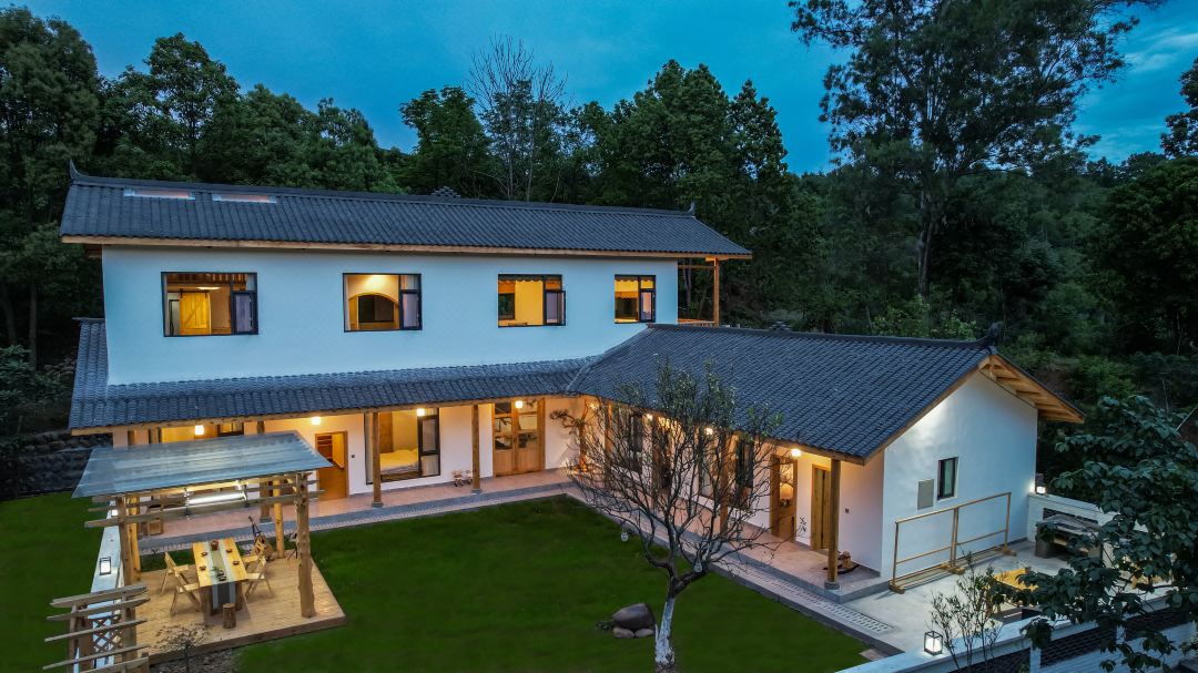 Mianyang orange courtyard home stay