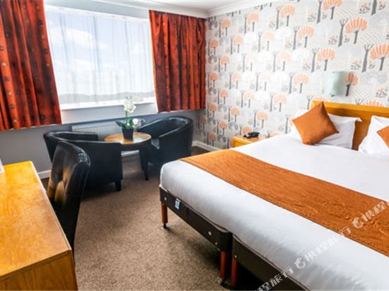 Britannia Manchester Airport Hotel - Tap to explore photos