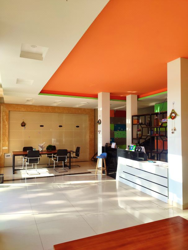 Holiday Inn Iren