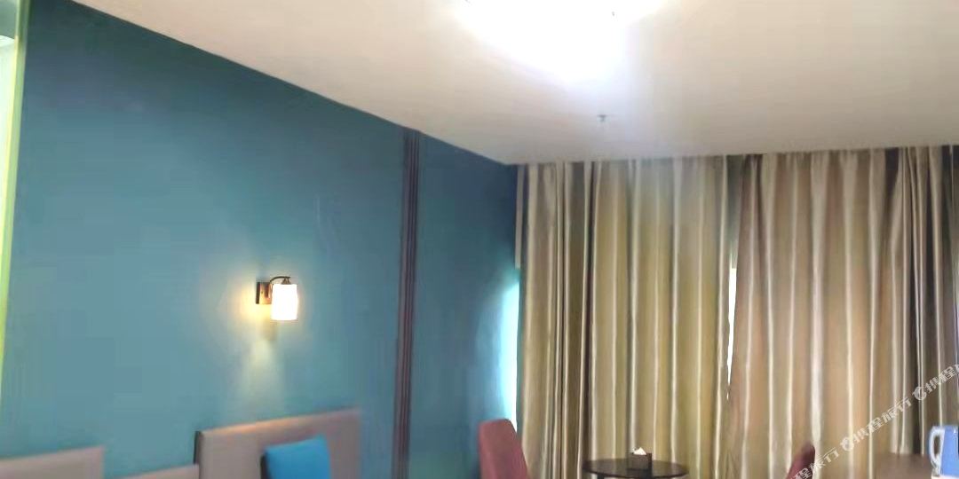 阿克苏掰城七天宾馆(建设路店)