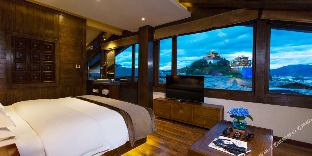 荷悦·噶丹精品酒(香格里拉藏文化体验店)