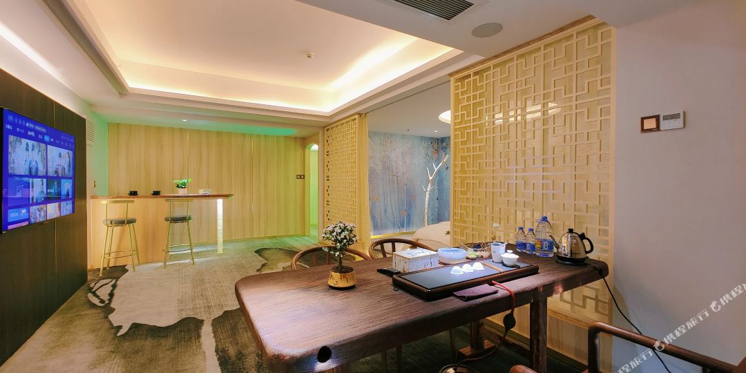 罗曼主体酒店(漳州万达店)