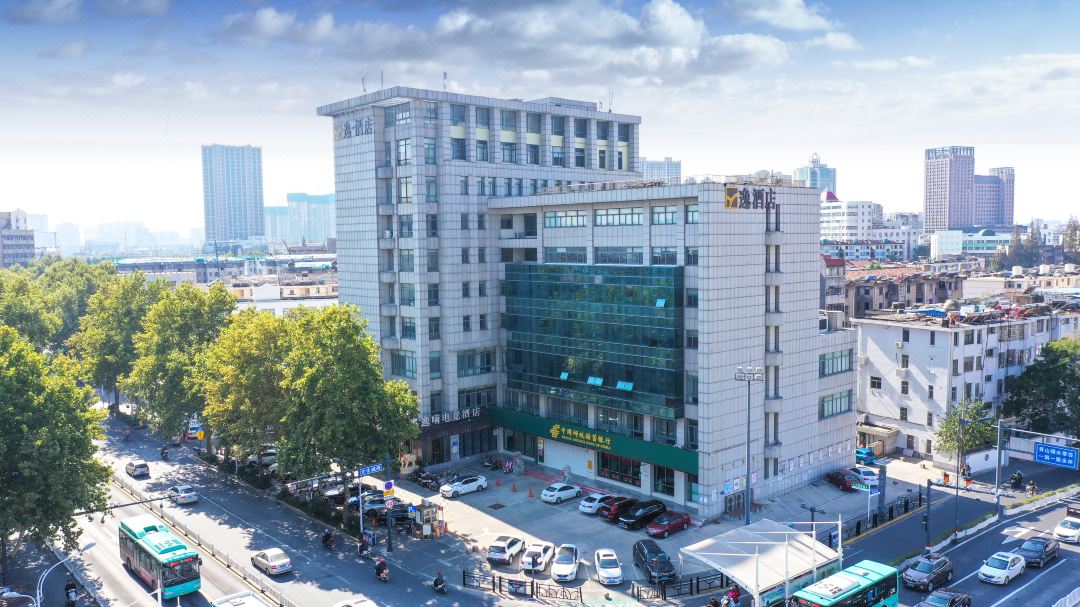 Yi · Hotel (Yancheng Renmin Road store)