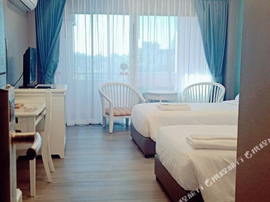 Chiang Mai Gate Hotel - Tap to explore photos