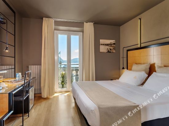 Hotel Ancora - Tap to explore photos