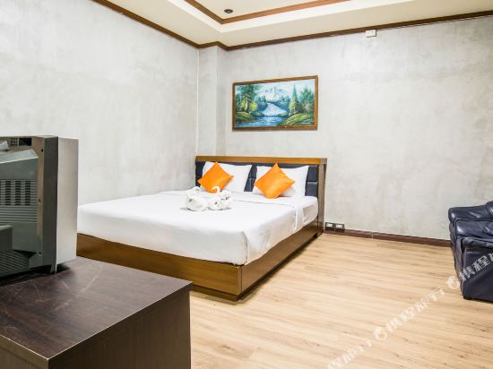B2 Chiang Rai Night Bazaar Boutique & Budget Hotel - Tap to explore photos