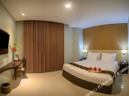 Arcadia Mangga Dua by Horison - Tap to explore photos