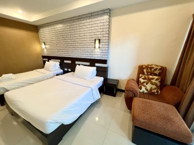 Deluxe Twin Room