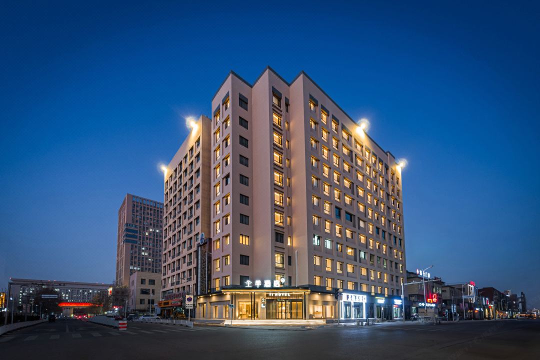 JI Hotel (Tianjin Haitai North and South Street City Construction University Branch)