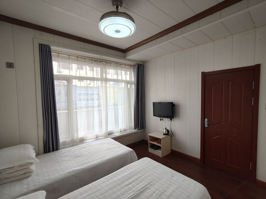 Dunhua Business Rest House