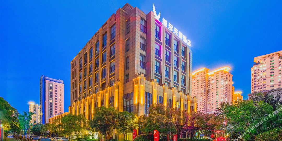 格林维珍天使大酒(南昌红谷滩珠江路地铁站店)