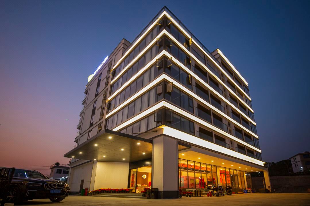 Zijin Jiuhe Mingyue Mountain Residence Hotel