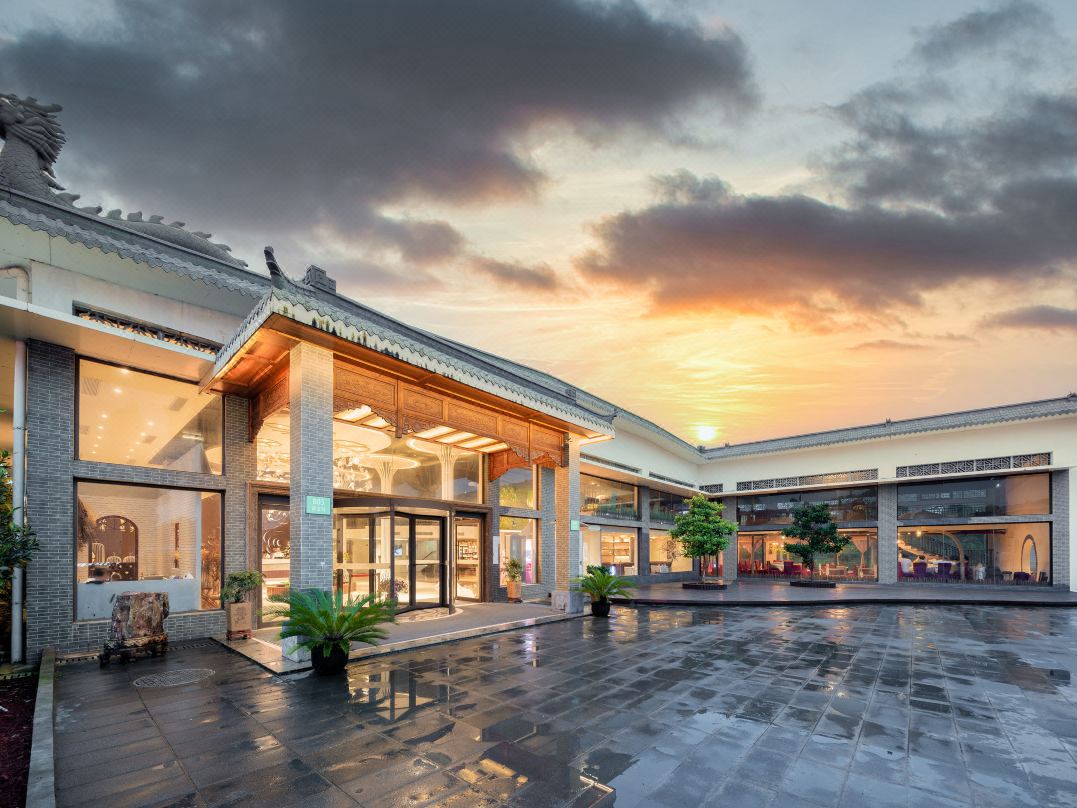 Shanghai Haishang Huadao Ecological Holiday Hotel