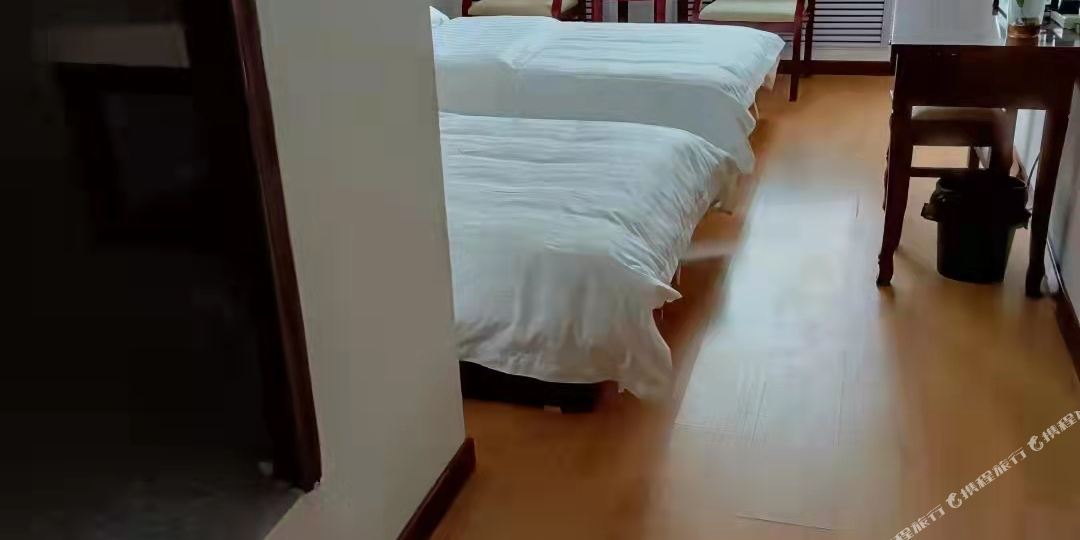 五威锦润居旅馆