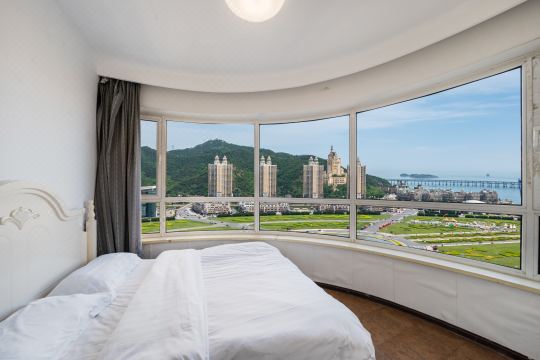 Dalian Bihai Lantian Apartment Hotel