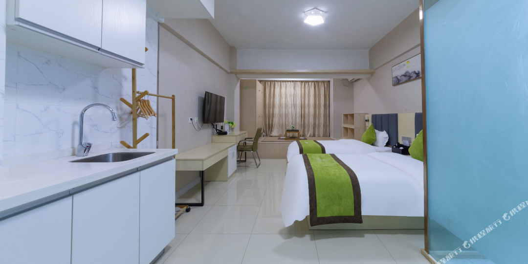 致家酒店式公寓(清远长隆店)